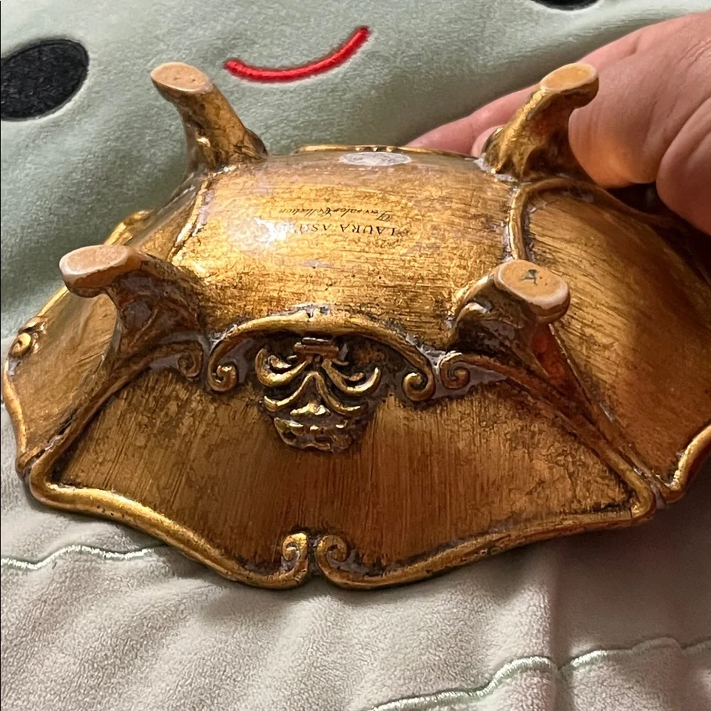 Laura Ashley Vintage Gold and Cream Vanity Tray soaps